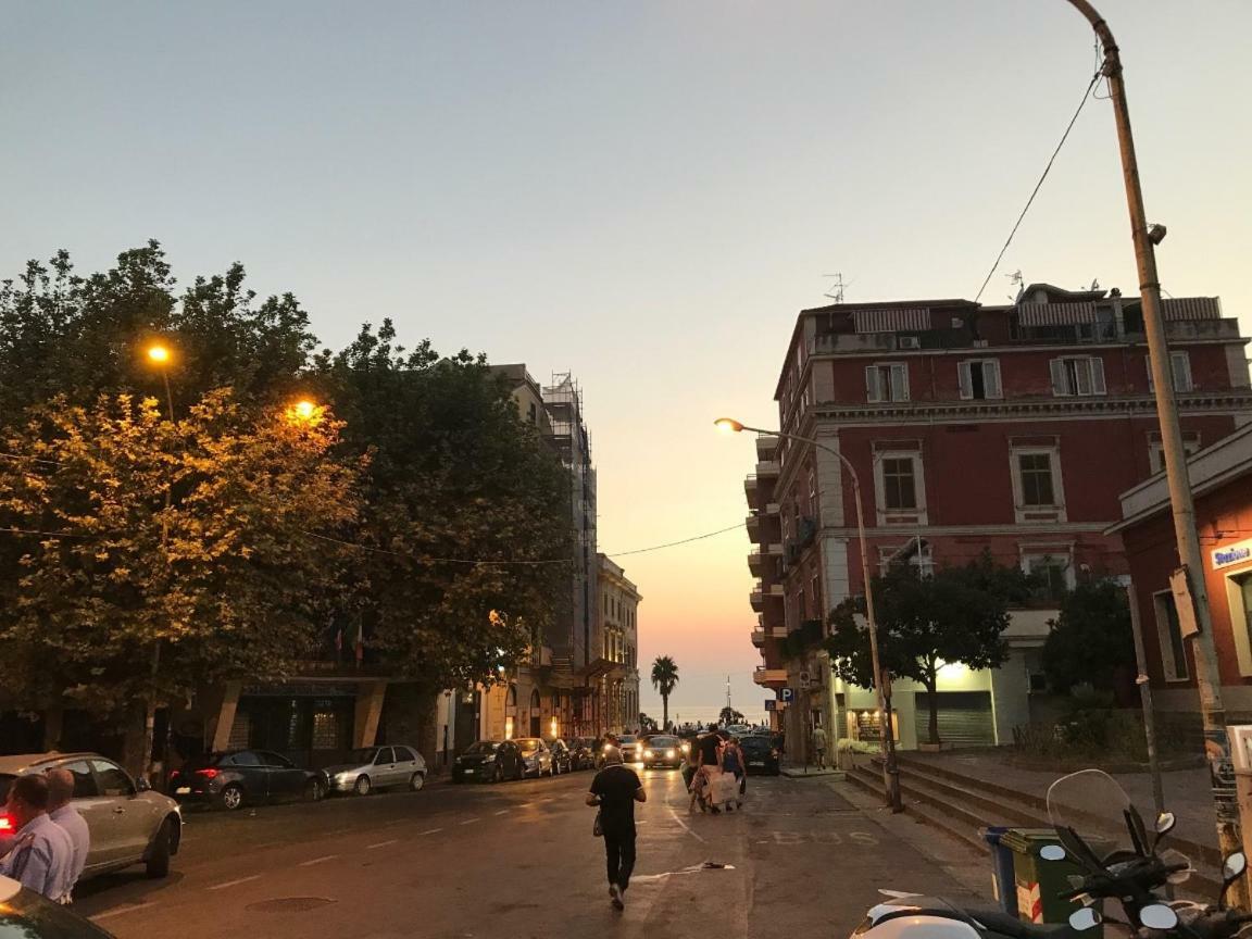 La Soffitta Vicino Al Mare Leilighet Castellammare di Stabia Eksteriør bilde